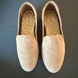 BIRDIES Tan Suede Flats Size 8